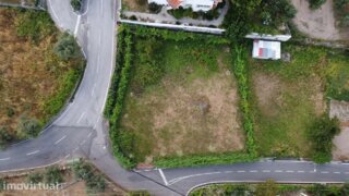 Terreno de 863 m² em Viseu
