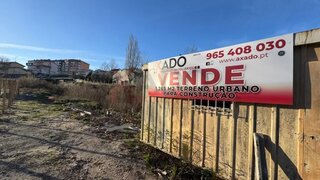 Land for sale in Seia, Portugal — €100,000