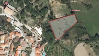 Land for sale in Penedono, Portugal — €8,000
