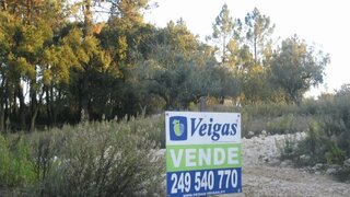 Land for sale in Ourém, Portugal — €65,000