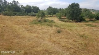 Land for sale in Seia, Portugal — €25,000