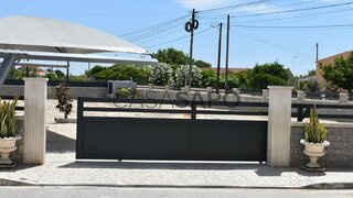 Land for sale in Benavente, Portugal — €128,000