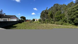 Terreno em Marinha Grande · 1900 m² · 85 000 €