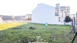 Land for sale in Cinfães, Portugal — €250,000
