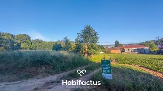 Land for sale in Cinfães, Portugal — €132,500
