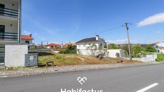 Land for sale in Cinfães, Portugal — €62,000