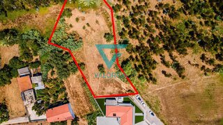 Terreno em Leiria · 2777 m² · 57 000 €