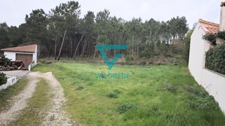 Terreno em Leiria · 1942 m² · 39 500 €