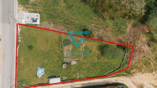 Terreno em Leiria · 1080 m² · 43 000 €