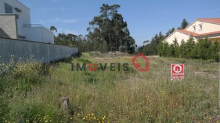Land for sale in Ourém, Portugal — €40,000