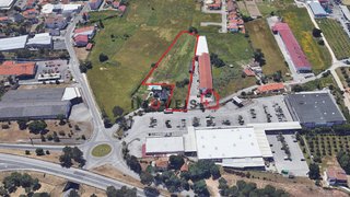 Terreno de 8058 m² em Leiria