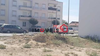 Land for sale in Almeirim, Portugal — €98,500