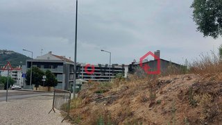 Land for sale in Ourém, Portugal — €80,000