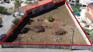 Land for sale in Leiria, Portugal — €154,000