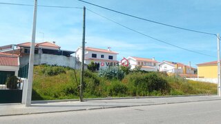 Terreno de 485 m² em Santarém