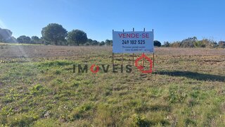 Land for sale in Azambuja, Portugal — €285,000