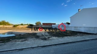 Land for sale in Almeirim, Portugal — €25,000