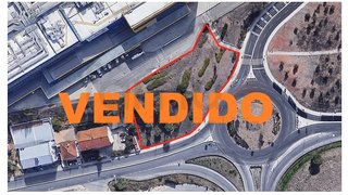 Land for sale in Loures, Portugal
