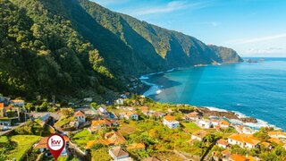 Land for sale in Porto Moniz, Portugal — €120,000