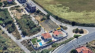 Land for sale in Almada, Portugal — €220,000