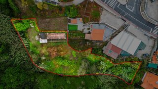 Land for sale in Santa Cruz, Portugal — €300,000