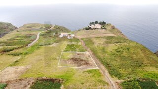 Land for sale in Calheta (Madeira), Portugal — €115,000