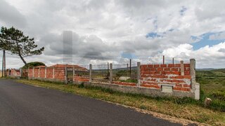 Land for sale in Arruda dos Vinhos, Portugal — €58,000