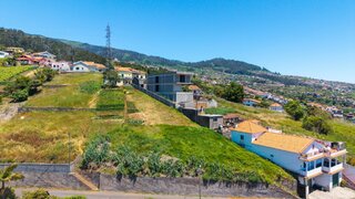 Land for sale in Calheta (Madeira), Portugal — €125,000