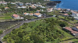 Land for sale in Lajes do Pico, Portugal — €130,000
