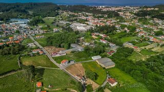 Terreno · 2742 m² · 270 000 €