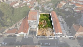 Land for sale in Vila Nova de Gaia, Portugal — €880,000