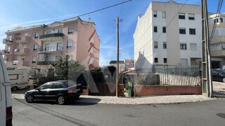 Land for sale in Odivelas, Portugal — €340,000