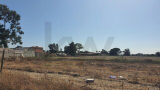 Land for sale in Montijo, Portugal — €275,000