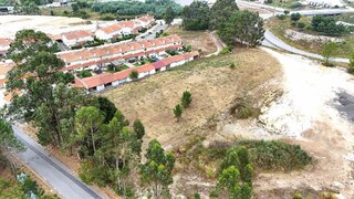 Land for sale in Oliveira de Azeméis, Portugal — €107,000