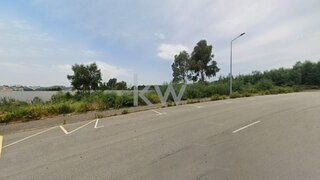 Land for sale in São João da Madeira, Portugal — €225,000