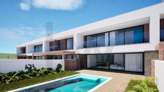 Land for sale in Azambuja, Portugal — €59,000