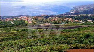 Land for sale in Santa Cruz, Portugal — €85,000