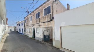 Land for sale in Nazaré, Portugal — €77,500