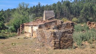 Terreno · 1 550 000 m² · 690 000 €