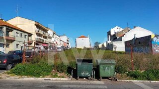 Land for sale in Loures, Portugal