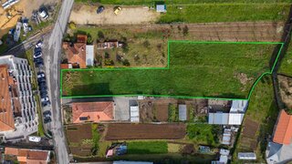 Land for sale in Oliveira de Azeméis, Portugal — €58,650