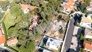 Land for sale in Amadora, Portugal — €590,000