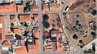 Terreno · 1500 m² · 450 000 €
