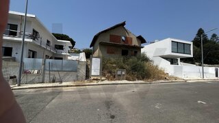 Land for sale in Cascais, Portugal — €270,000