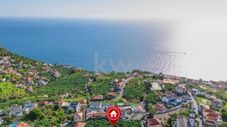 Land for sale in Calheta (Madeira), Portugal — €360,000