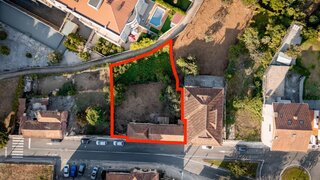 Land for sale in São João da Madeira, Portugal — €395,000