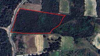 Land for sale in Chaves, Portugal — €99,000