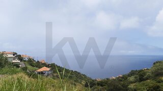 Land for sale in Santa Cruz, Portugal — €75,000