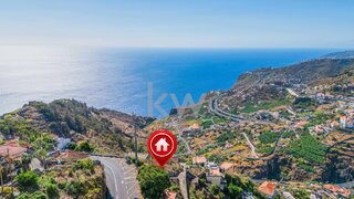 Land for sale in Ribeira Brava, Portugal — €180,000