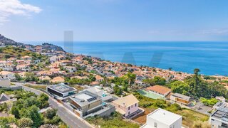 Land for sale in Funchal, Portugal — €400,000